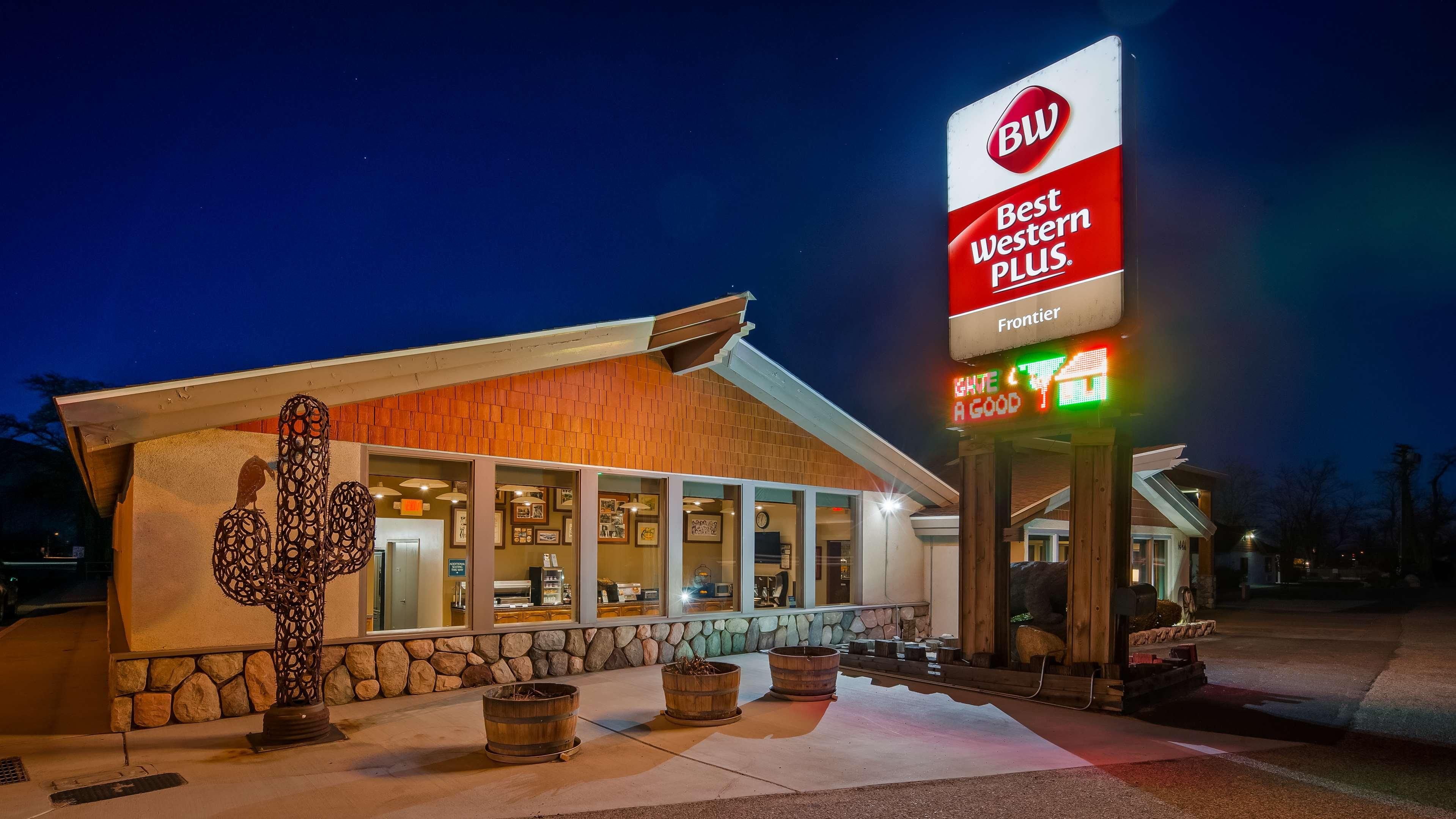 Best Western Frontier Motel Lone Pine Ngoại thất bức ảnh